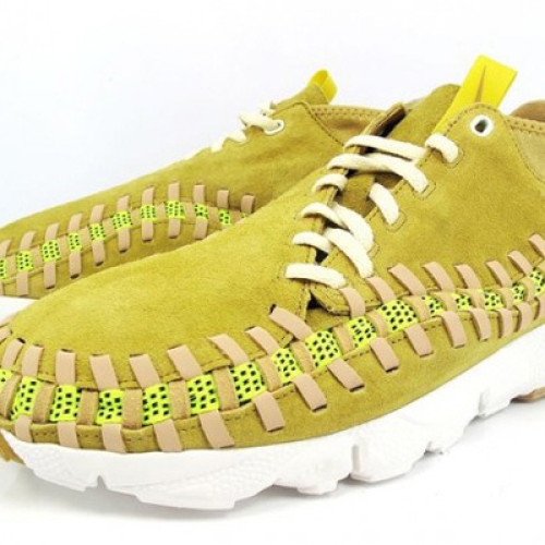 Nike Air Footscape Woven Chukka Yellow Suede/Gum