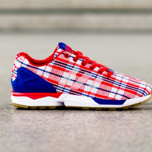 アディダスコンソーシアムより、香港のクリエイティブ集団「CLOT」とのコラボレーションモデル CLOT ZX Flux RWB が発売
