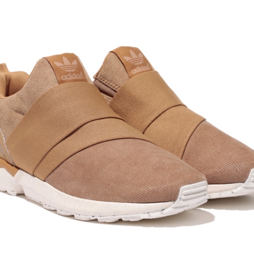 アディダス オリジナルスとUNITED ARROWS & SONS ディレクター小木 “Poggy” 基史氏が共同開発したZX FLUX SLIP ON UASが登場
