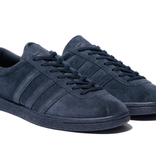 アディダス オリジナルスは、UNITED ARROWSと共同開発したadidas Originals for UNITED ARROWS TOBACCO UAを発売