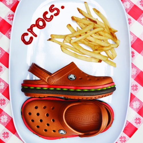 crocs crocband hamburger clogが限定発売開始