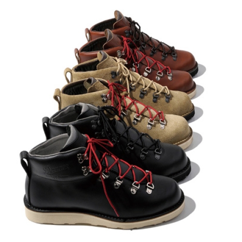 SOPHNET. x Danner Mountain Trail