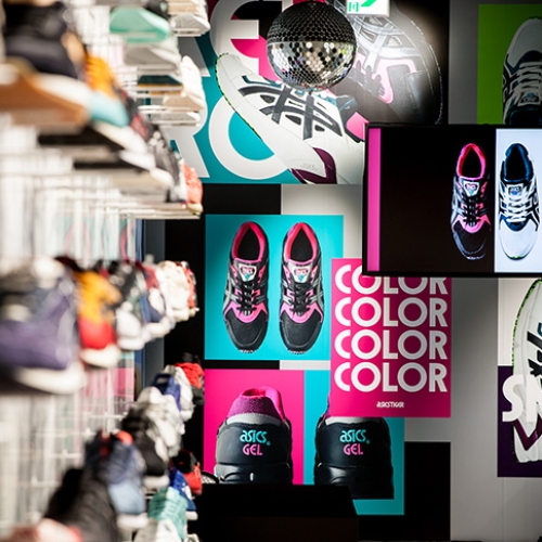 アシックスタイガーは、GEL-DS TRAINER OG発売記念イベントをアシックスタイガー大阪心斎橋で開催