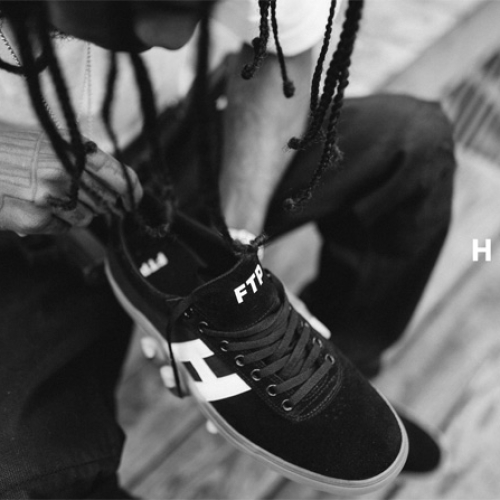 HUFは2010年にスタートしたLAブランド、FTPとのカプセルコレクションを発売