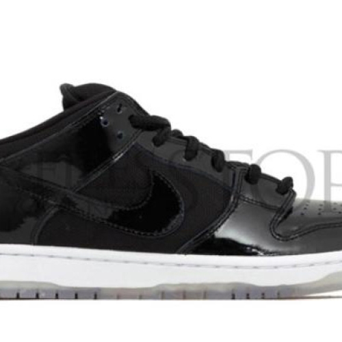 NIKE SB DUNK LOW “SPACE JAM”