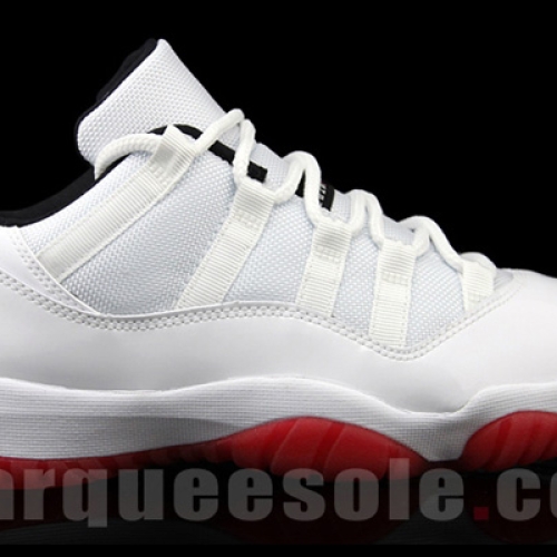 AIR JORDAN 11 LOW WHITE/BLACK-VARSITY RED