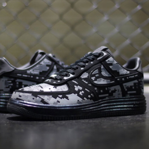 NIKE LUNAR FORCE I DIGI NRG 再入荷