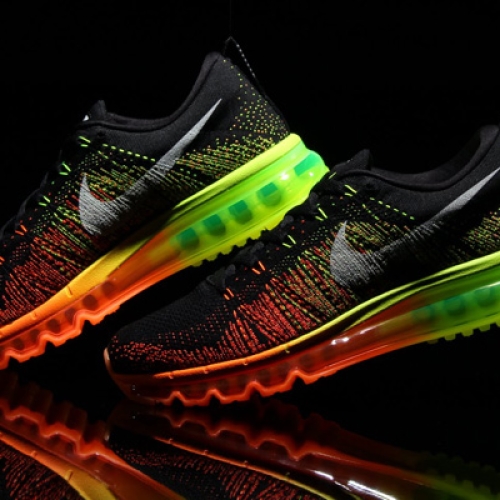 NIKE FLYKNIT MAX 発売決定