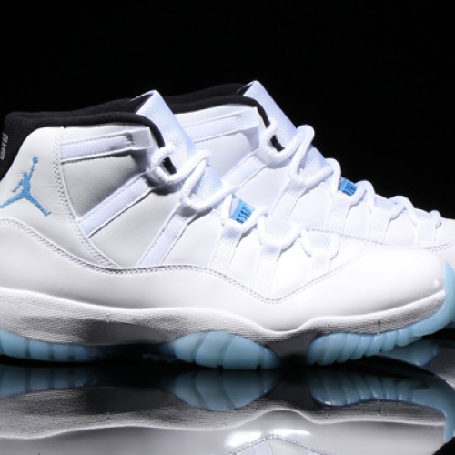 通称”LEGEND BLUE”と呼ばれる NIKE AIR JORDAN 11 WHITE/LEGEND BLUE が発売