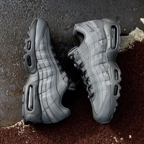 ナイキは、AIR MAX 95 ESSENTIALを国内atmos、Sports Lab by atmos限定で発売