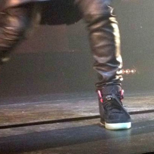 Nike Air Yeezy 2 – Black – Pink | New Images