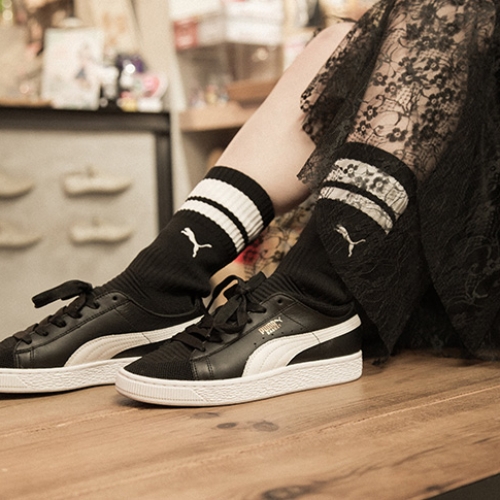 プーマから、日本国内atmos限定のPUMA BASKET SOCK EVOKNIT Wnsが発売
