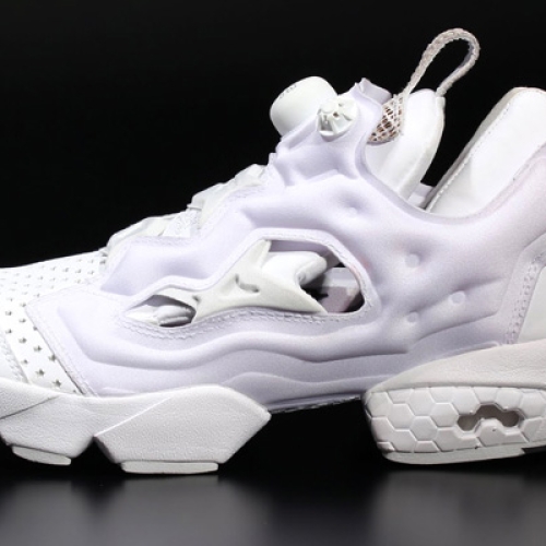 Reebokの名作「INSTA PUMP FURY」からatmos提案カラーの2013FWモデルが登場