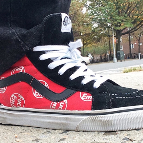 Supreme と Vans によるコラボレーションモデル SK8-HI、ERAの2モデルが発売