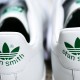 アディダス オリジナルスとBEAMSが共同開発したStan Smithが登場